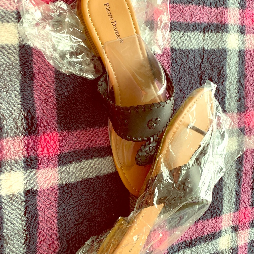 Sandals never worn